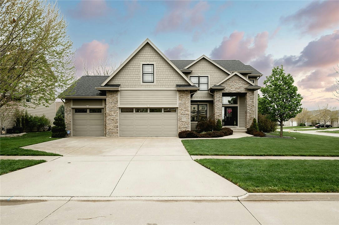 8223 SKY VIEW CIR, WEST DES MOINES, IA 50266, photo 1 of 31