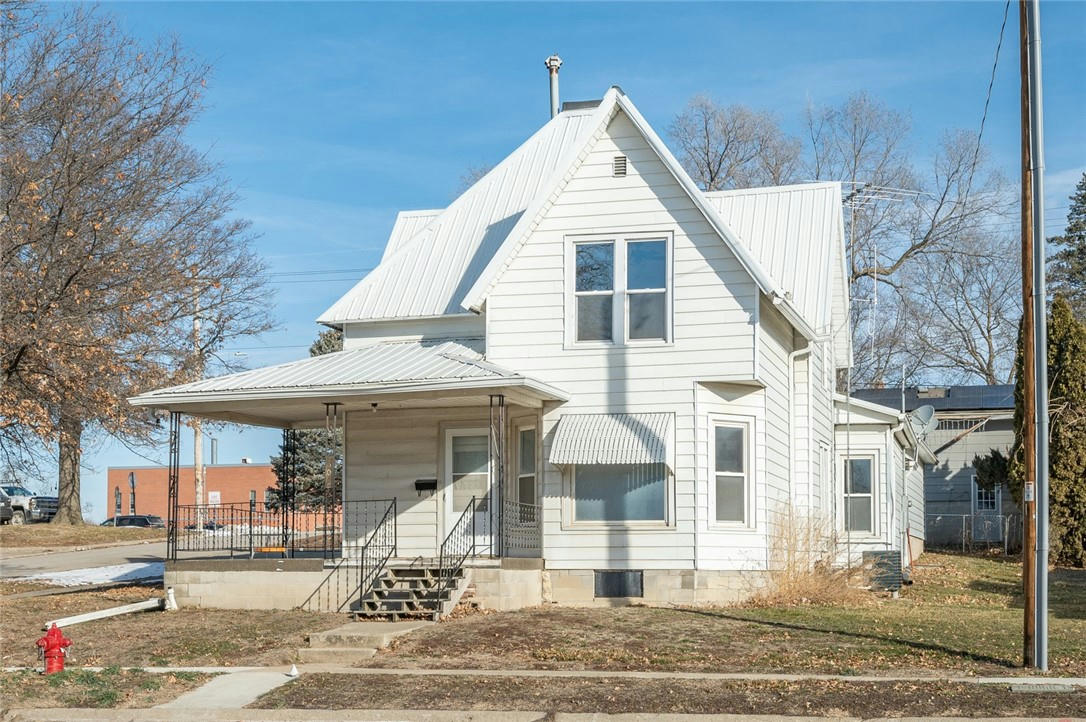 601 STATE ST, GUTHRIE CENTER, IA 50115, photo 1 of 21
