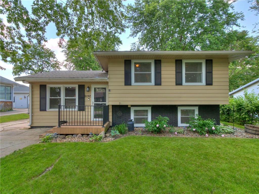 9192 OLD ORCHARD DR, NORWALK, IA 50211, photo 1 of 28