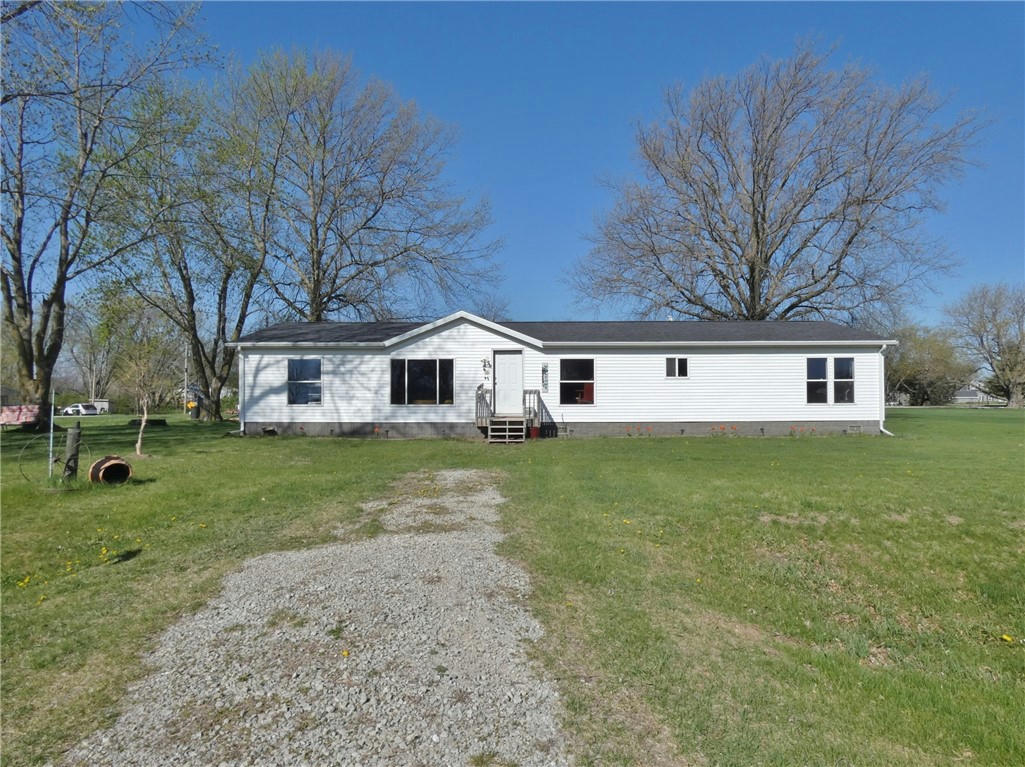 165 LANGSTRAAT LN, KNOXVILLE, IA 50138, photo 1 of 31